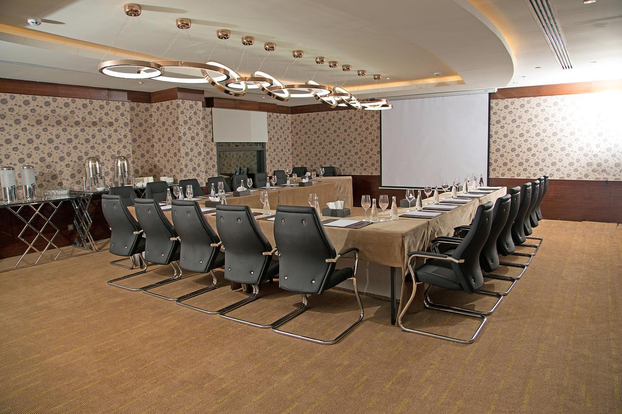 Hotel Warwick Al Khobar Exterior foto